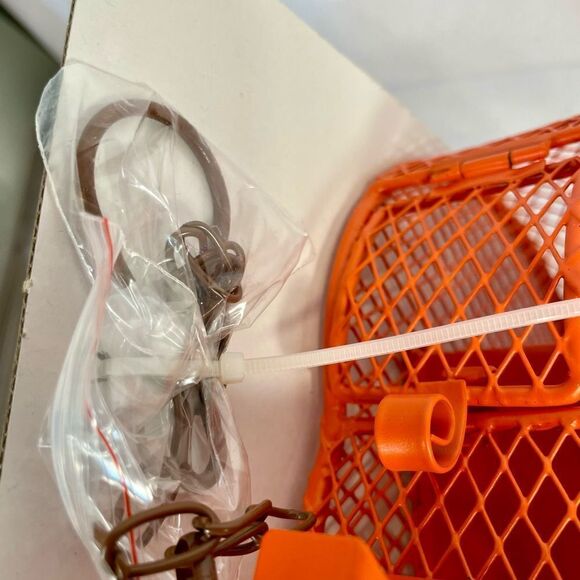 PUMPKIN BIRD SEED AND SUET HOLDER - Picture 4 of 6